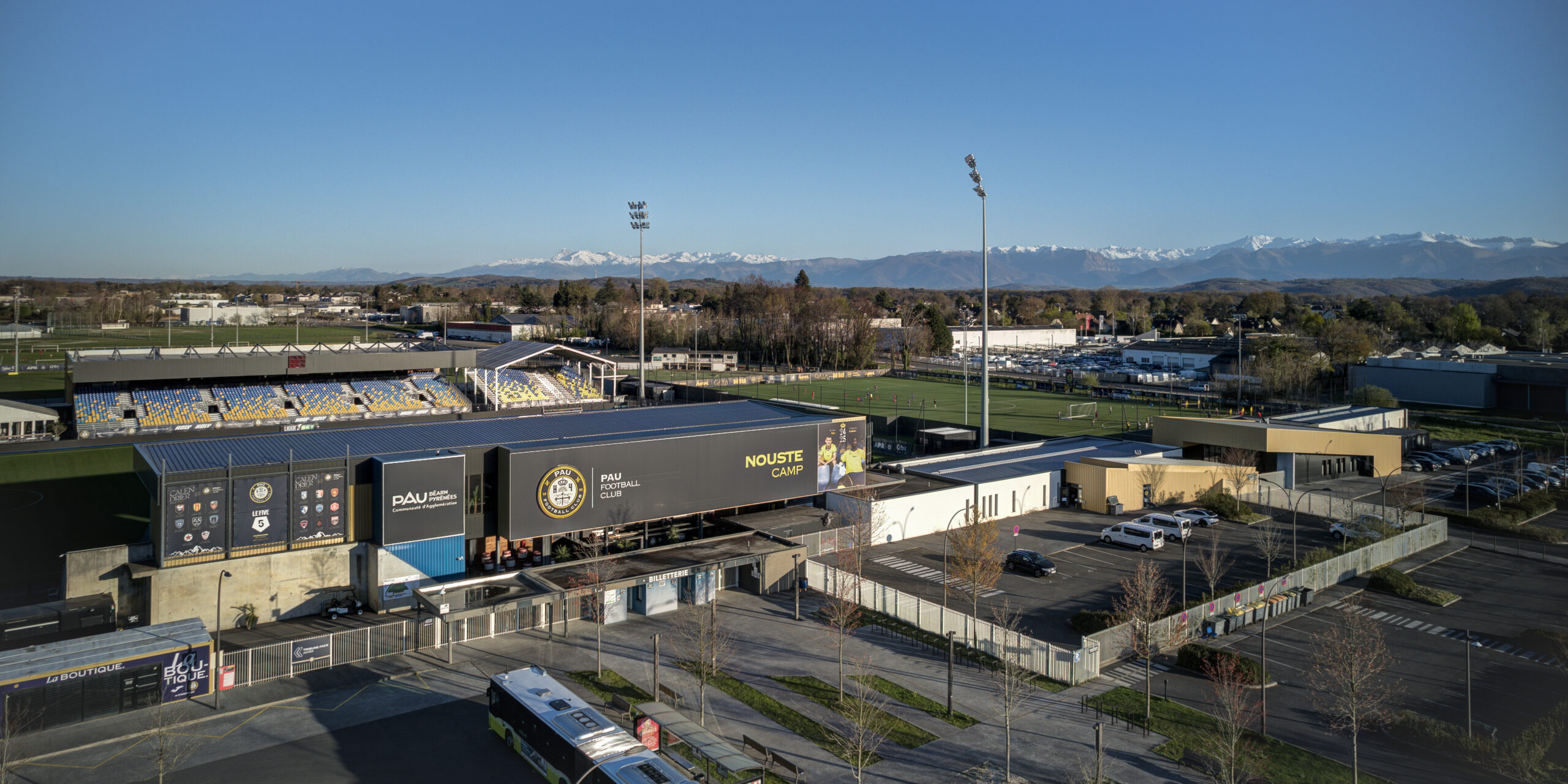 stade de football-pau-architecture
