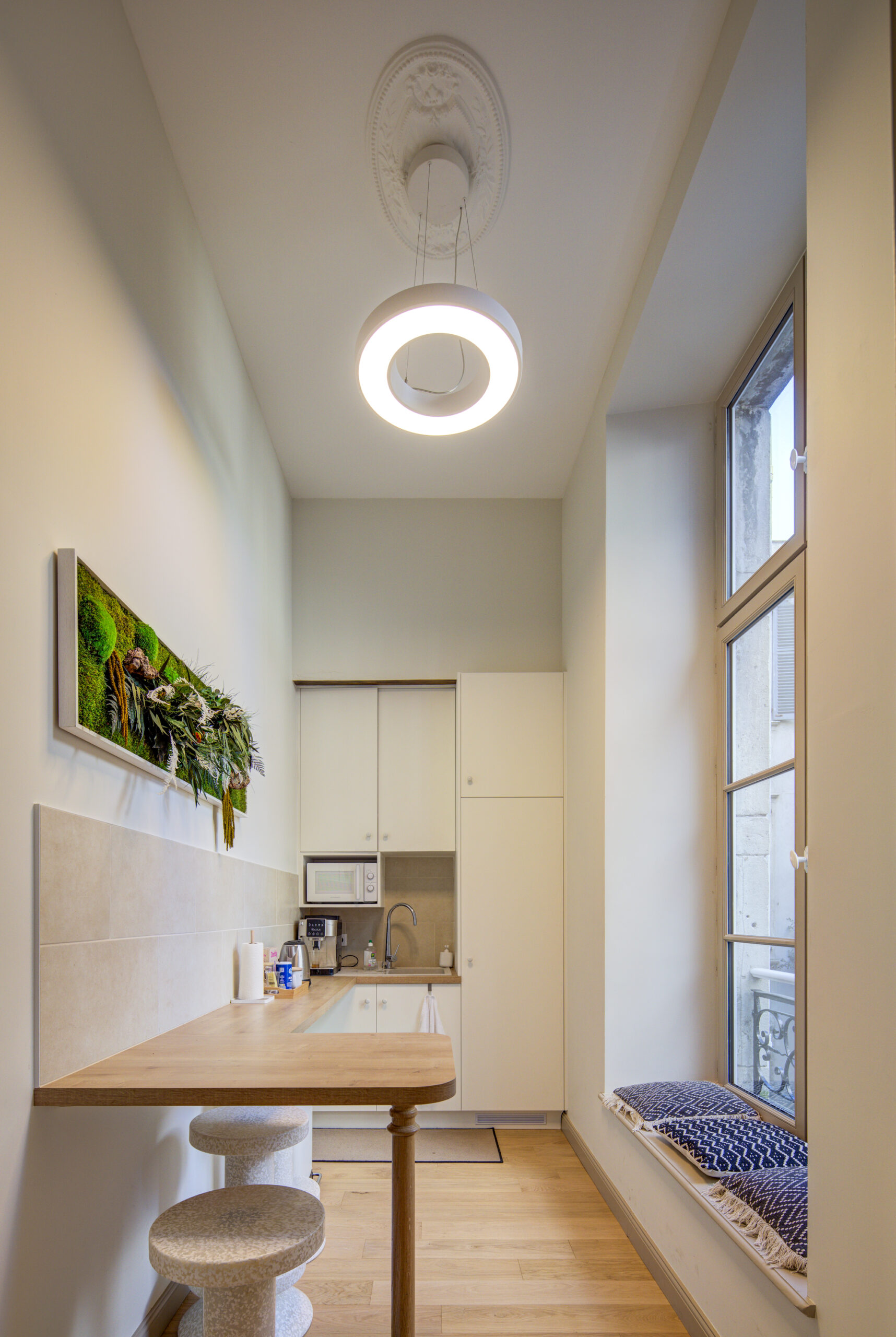 aménagement-office tourisme-pau-cuisine-minimaliste